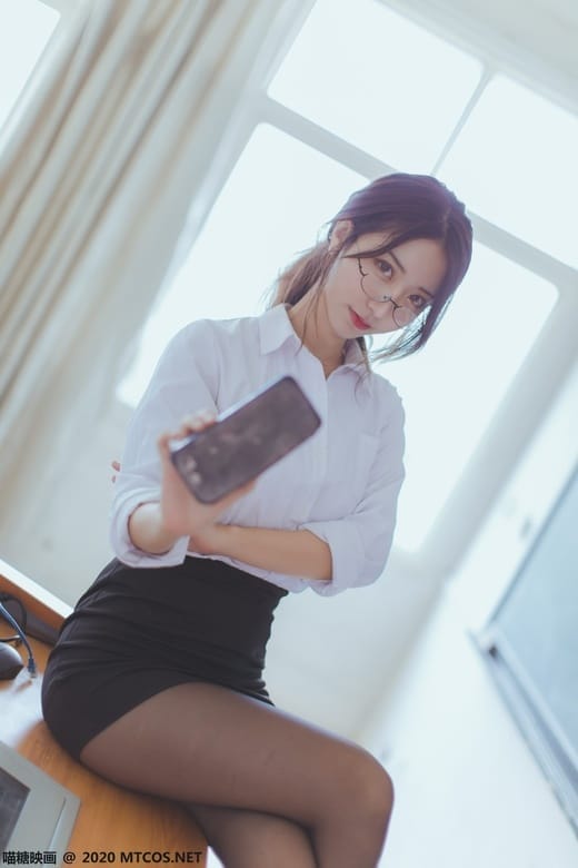 喵糖映画 VOL.282 OL黑丝教师至服 [29P/217MB]