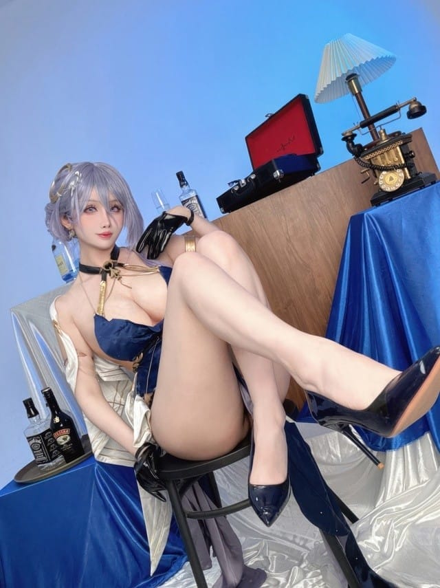 rioko凉凉子 – NO.137 深空之眼 塞勒涅 [15P6V-164MB]-1