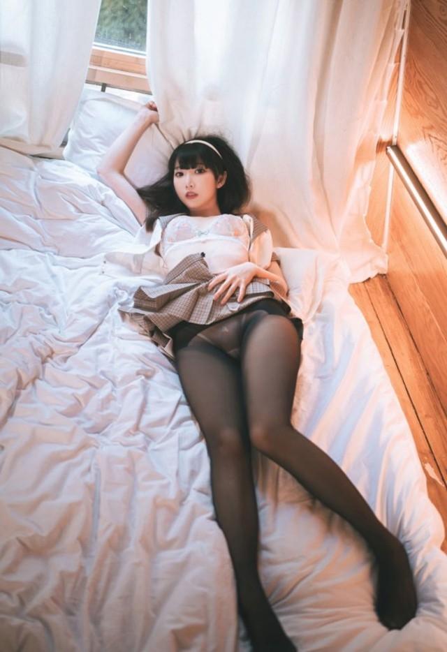 面饼仙儿 – NO.146 黑丝露营JK[40P-485MB]